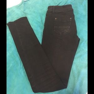 Delia’s Black Jeans